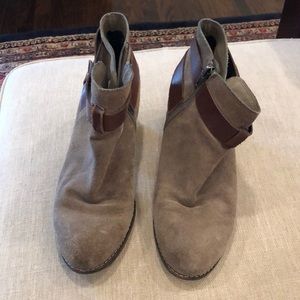 Dolce Vita brown booties